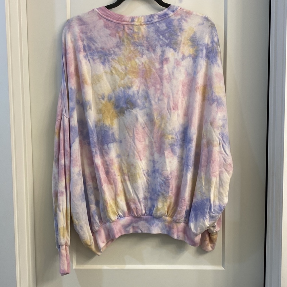 Super soft pull over - Picture 3 of 3